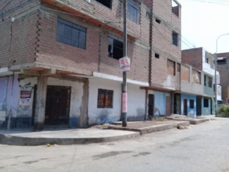 Casa en Venta en  Comas, Lima