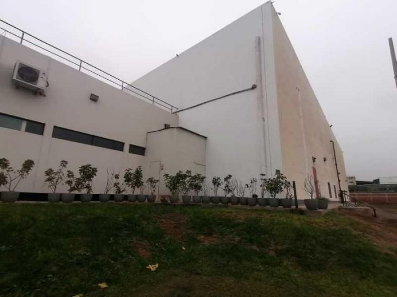 Foto Industrial en Alquiler en Chorrillos, Chorrillos, Lima - U$D 6.800 - INA34348 - BienesOnLine