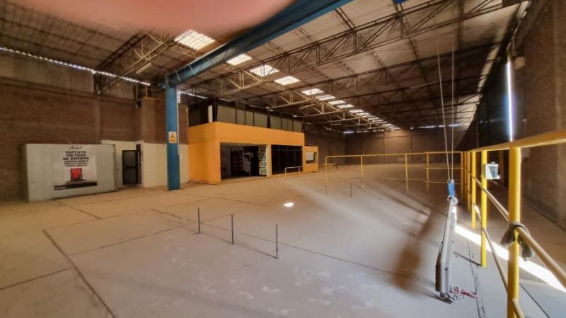 AMPLIO LOCAL COMERCIAL EN VENTA DE 1058 M2 EN AVENIDA LEGUIA CHICLAYO AMPLIO. ¡Atención inversionist