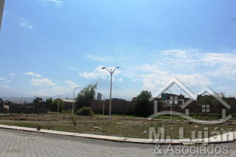 Foto Terreno en Venta en J L Bustamante y Rivero, J L Bustamante y Ri, Arequipa - U$D 144.500 - TEV19203 - BienesOnLine