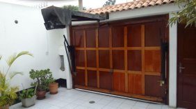 Alquiler de cochera en Cedros de Villa Chorrillos 