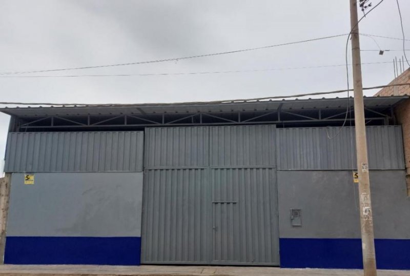 Alquiler Local Industrial 240 METROS  EN COMAS