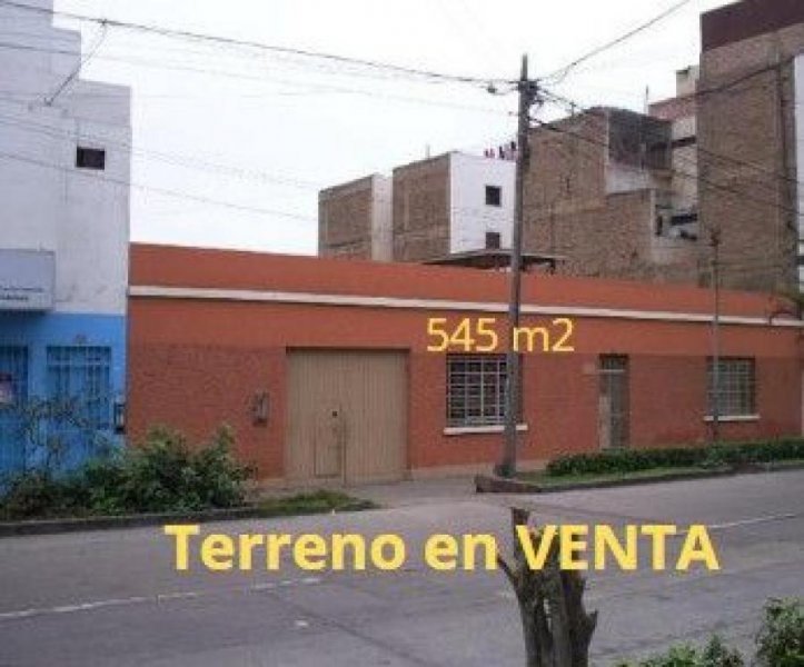 CASA-TERRENO en Magdalena (11 pisos +Azotea) Comercial Zonal