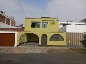 Casa en Venta en Jiron Paramonga 400 Santiago De Surco, Lima