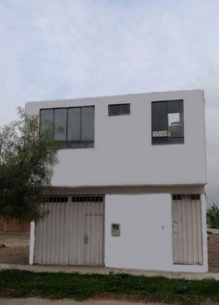 Casa en Venta en Puente Piedra Santa Paula, Lima