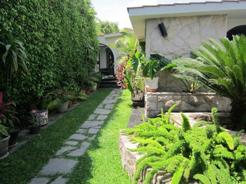 Foto Casa en Venta en La Molina, La Molina, Lima - U$D 1.250.000 - CAV11033 - BienesOnLine