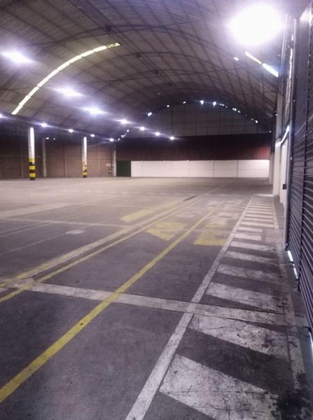 SANTA ANITA- ATE- ALQUILO ALMACENES DSDE 500M2 1,000 1,500M2 2,000m2 2,800M2 5,000m2 10,000m2 naves