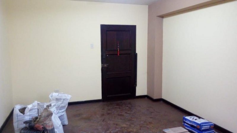 Foto Departamento en Venta en Breña, Lima - U$D 65.000 - DEV28471 - BienesOnLine