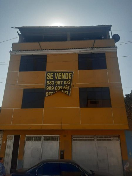 Casa en Venta en  Villa Maria Del Triunfo, Lima