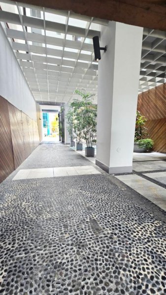 Vendo departamento en San Isidro.  Zona Exclusiva