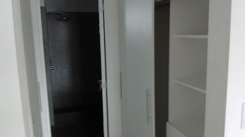 Foto Departamento en Venta en SURQUILLO, Surquillo, Lima - U$D 95.000 - DEV20343 - BienesOnLine